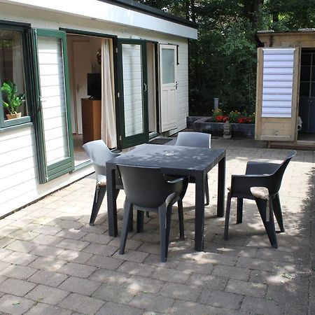 Вілла Sfeervolle Chalet Met Terras, H14 De Veldkamp, Epe, Voor 4 Personen Екстер'єр фото
